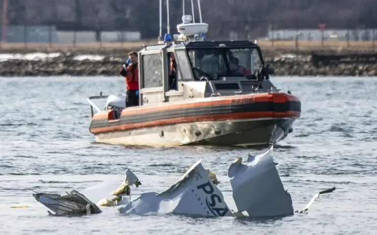 Deadly Midair Collision Near Washington, DC: All 3 Black Boxes Found