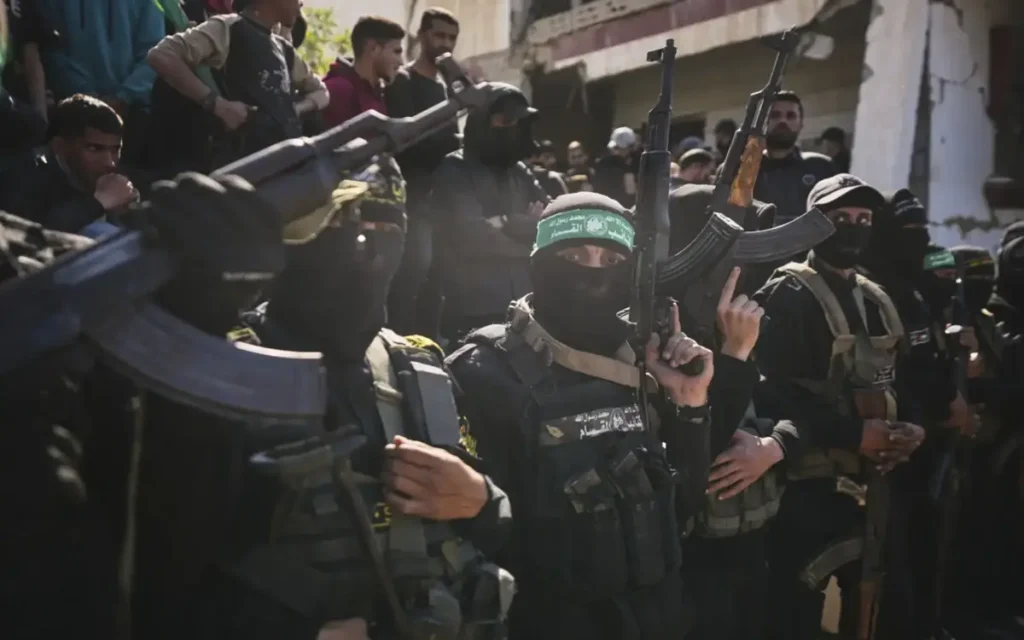 Hamas Releases Three Israeli Hostages: Freed Palestinian Prisoners Arrive in West Bank