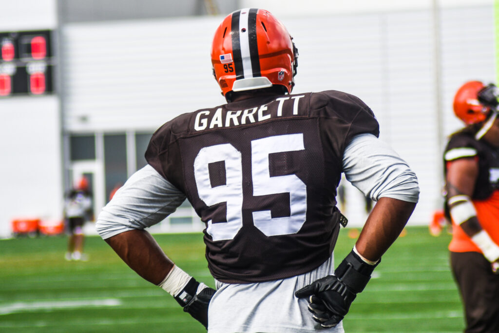 Star DE Myles Garrett Requests Trade: Browns Defender Seeks Contender Move