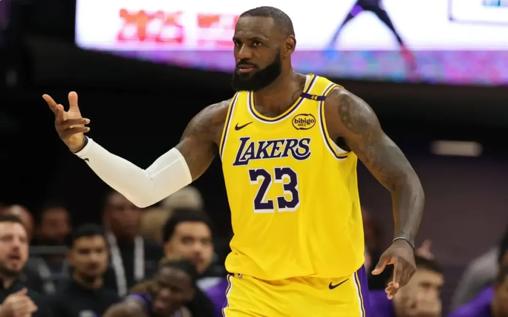 Warriors vs. Lakers: LeBron & Draymond Probable, Luka Dončić & Butler Out